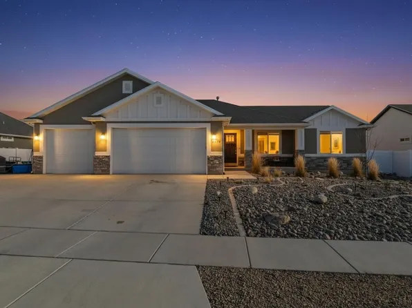 4854 N Cliffrose Dr, Eagle Mountain, UT 84005