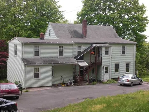 2 Clinton Pl, Wallingford, CT 06492