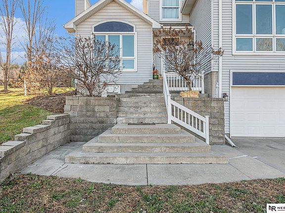 5th image of 36807 Oakmont Dr