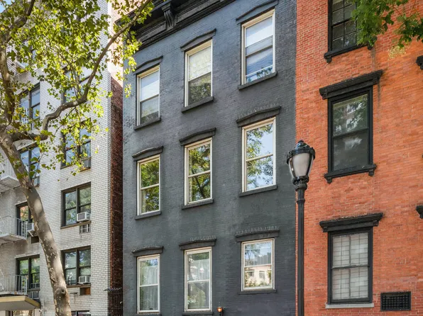 200 Sixth Avenue image 1 of 19