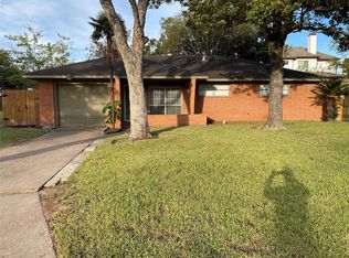 8410 Sonneville Dr, Houston, TX 77080