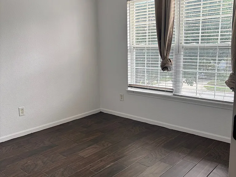 7248 Kimble Dr — Photo 28