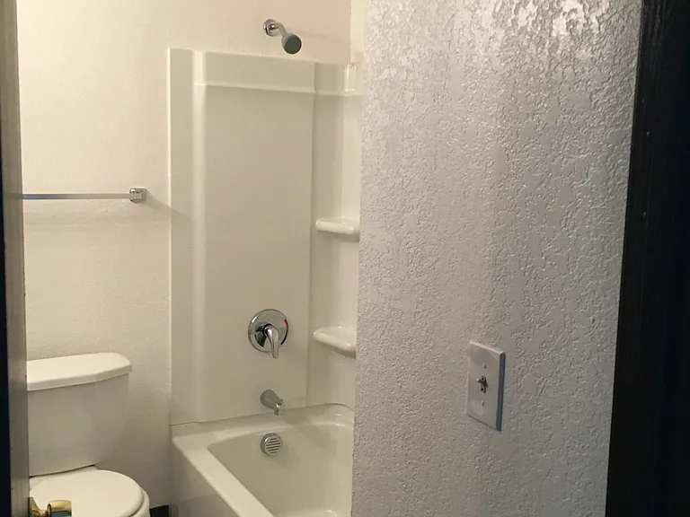 8473 Kelley Dr #D — Photo 6