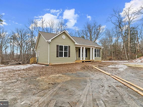 2nd image of 6735 Beverly Rd