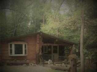 188 Daniel Dr, Harrisville, PA 16038