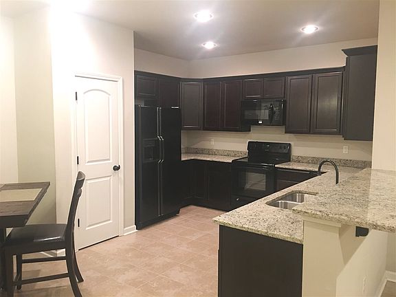 2nd image of 166 Essence Ave