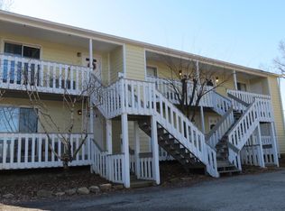 2740 Hollywood Ter APT 23, Louisville, KY 40206