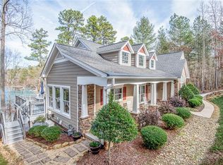 32 Peaceful Cove Ct, Granite Falls, NC 28630