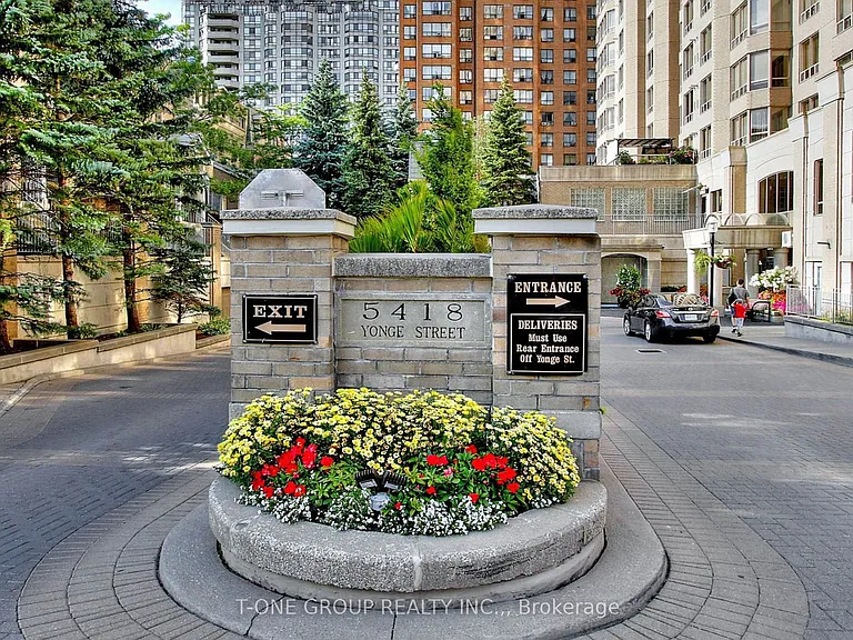 5418 Yonge St #511 — Photo 25