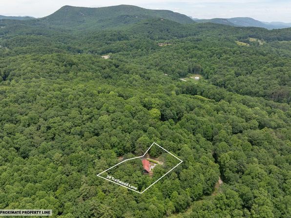 39 Trailwood Lane, Scaly Mountain, NC 28775