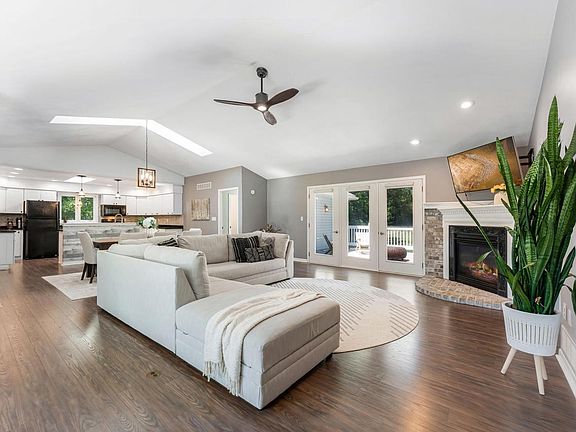 5th image of 118 Hillview ROAD