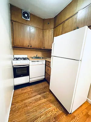 Rented by Corcoran | media 10