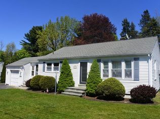 94 Stoneleigh Rd, Holden, MA 01520