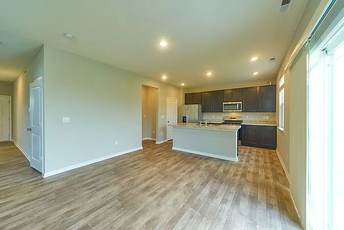 7226 Griffon Ln — Photo 8