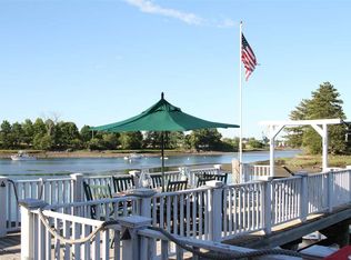 55 Salter St, Portsmouth, NH 03801