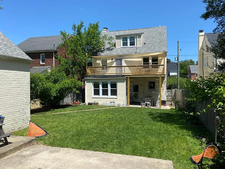 2617 Newton St NE — Photo 36