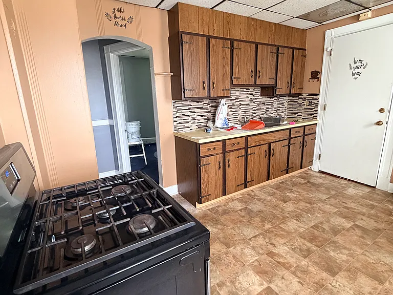 224 Southmayd Rd #3 — Photo 2
