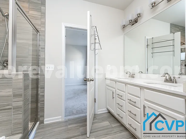 7772 Willow Oak Ct — Photo 14