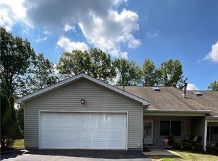 557 Wilcox Rd APT A, Youngstown, OH 44515