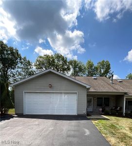 557 Wilcox Rd APT A, Youngstown, OH, 44515