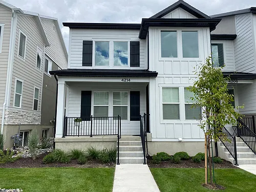 4214 W Hardman Way Photo 1