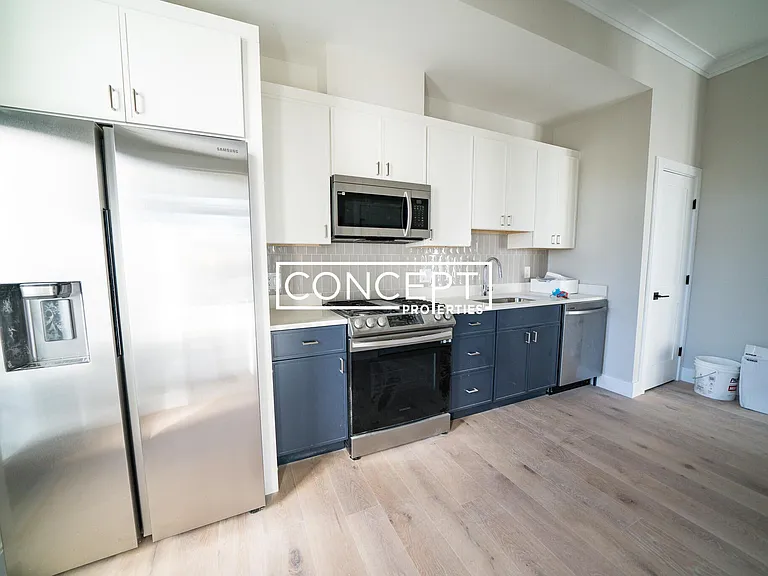 1 Adamson St #203 — Photo 6