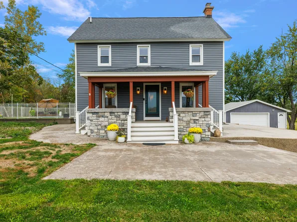 8360 Parker Rd, Saline, MI 48176