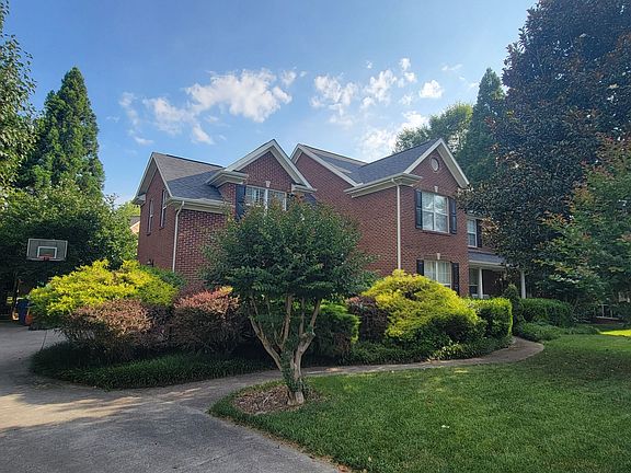2nd image of 12607 Hickoryborough Ln