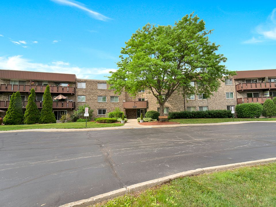 1st image of 2650 Brookwood Way Dr APT 121