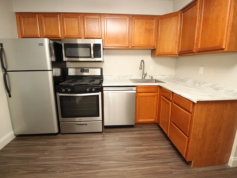 444 Orchard Ave — Photo 4