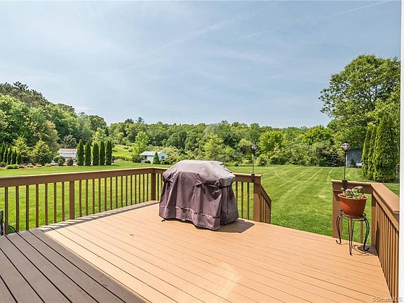 5th image of 43 Heritage Ln