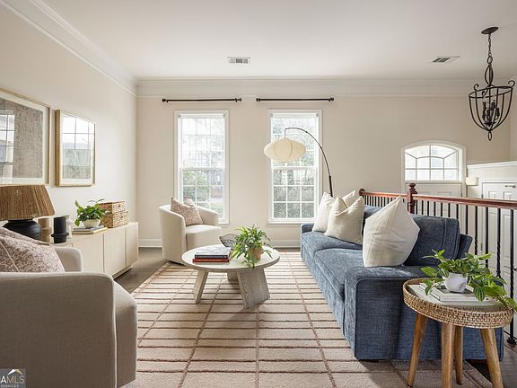 2nd image of 4875 Seldon Way SE