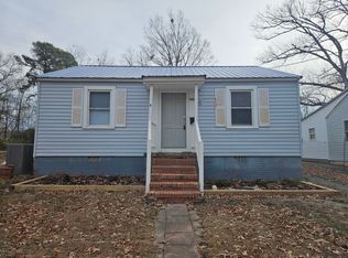 410 Hickory Ave, Sanford, NC 27330