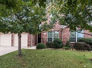 5020 Raisintree Dr, Fort Worth, TX 76244