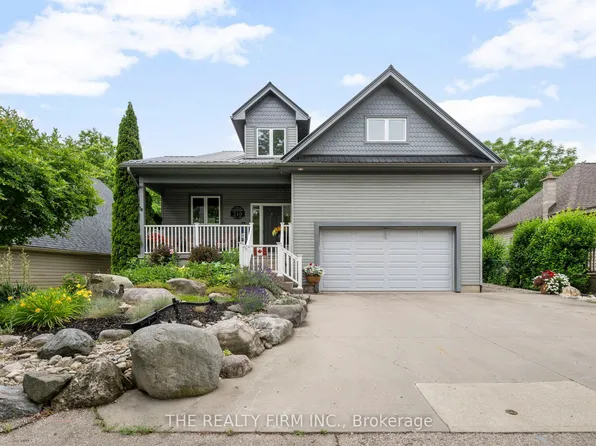 210 Cornell Dr, Central Elgin, ON N5L 1A5