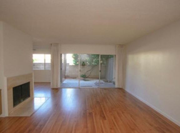 4th image of 1125 Arcadia Ave #6