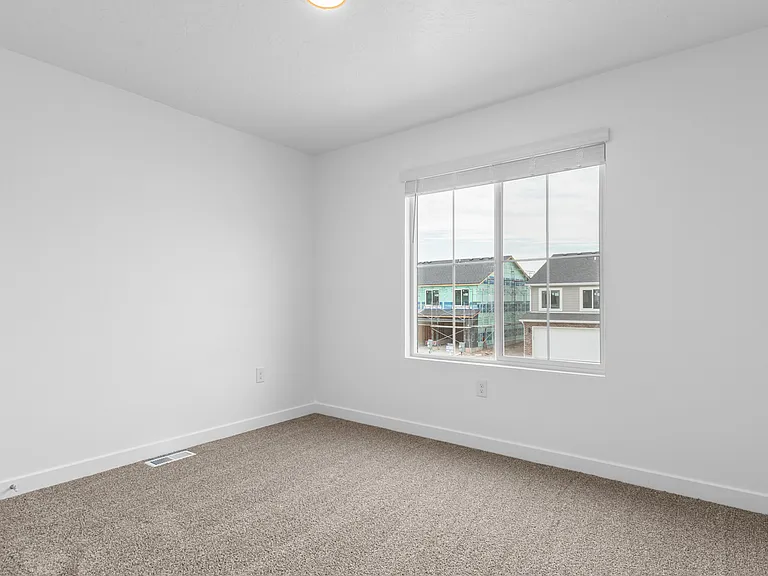 651 N 1850 E — Photo 10
