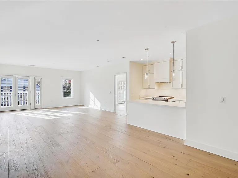 High End Finishes throughout