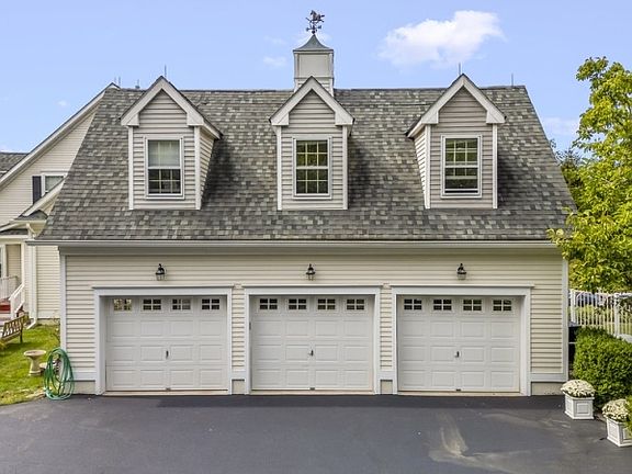 3rd image of 2 Glencree Ln
