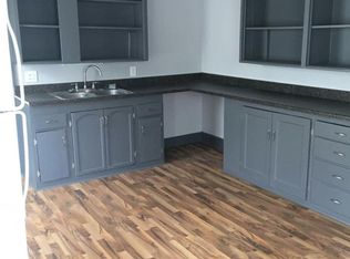 732 Marquette St #1/2, Davenport, IA 52802