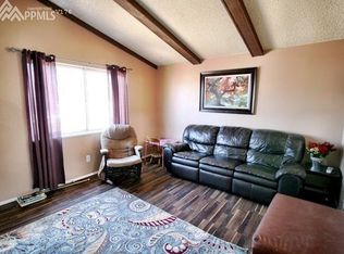 1634 Glacier Dr, Colorado Springs, CO 80910