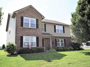 8635 N Crestview Trl, McCordsville, IN 46055