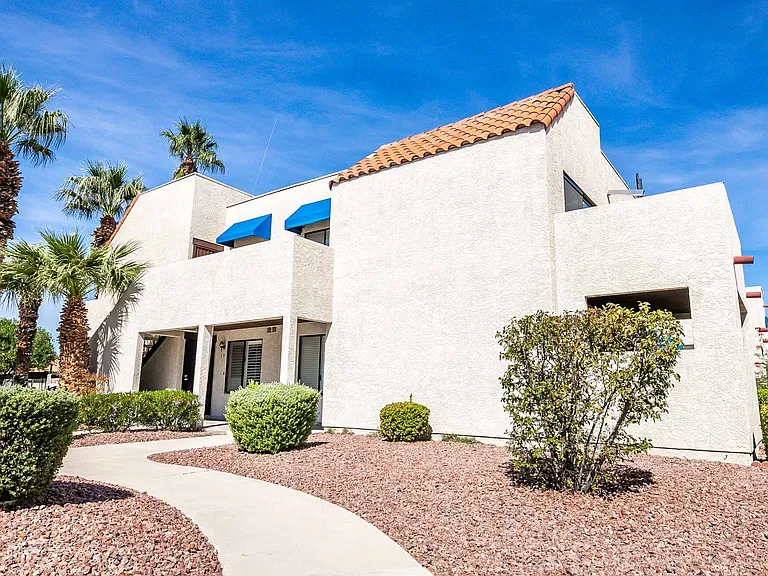 4360 Gannet Cir #22 — Photo 4