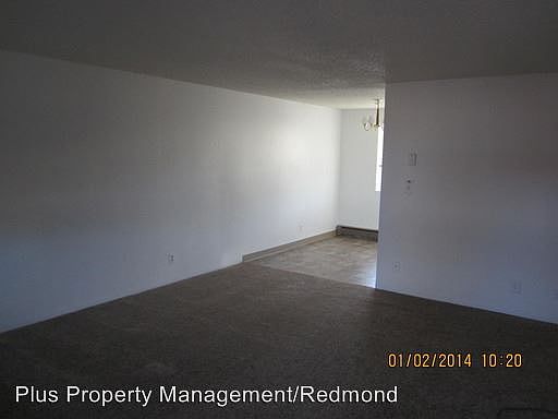 2nd image of 131 NW Deer St APT 9