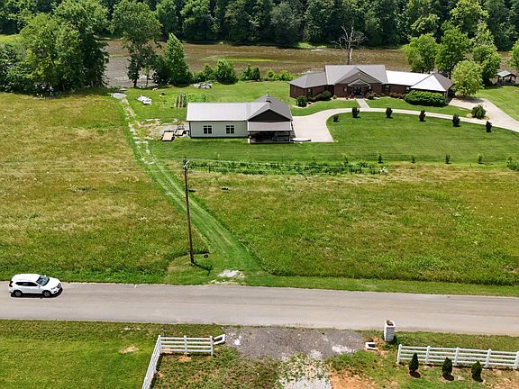 4th image of 925 Holston Shores Dr