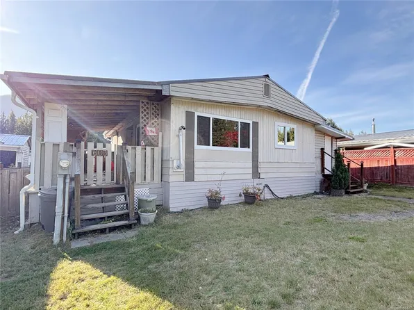 603 Conuma Dr, Gold River, BC V0P 1G0