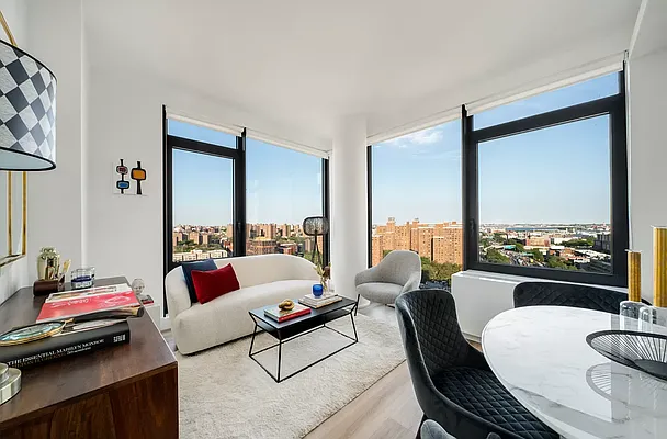 Rented by EXR | media 2