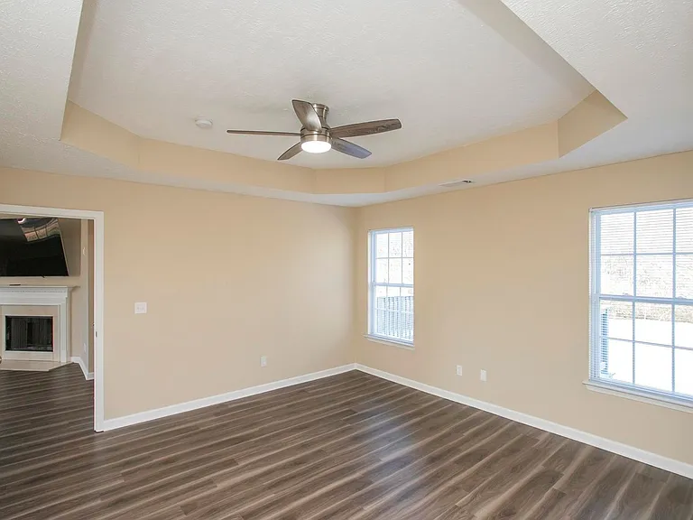405 Knob Ct — Photo 9