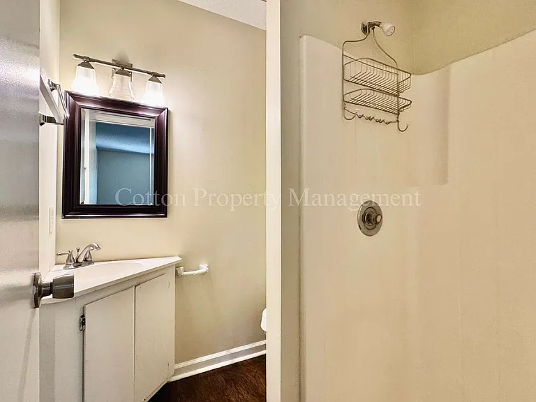 107 Lullwater Dr #201 — Photo 11