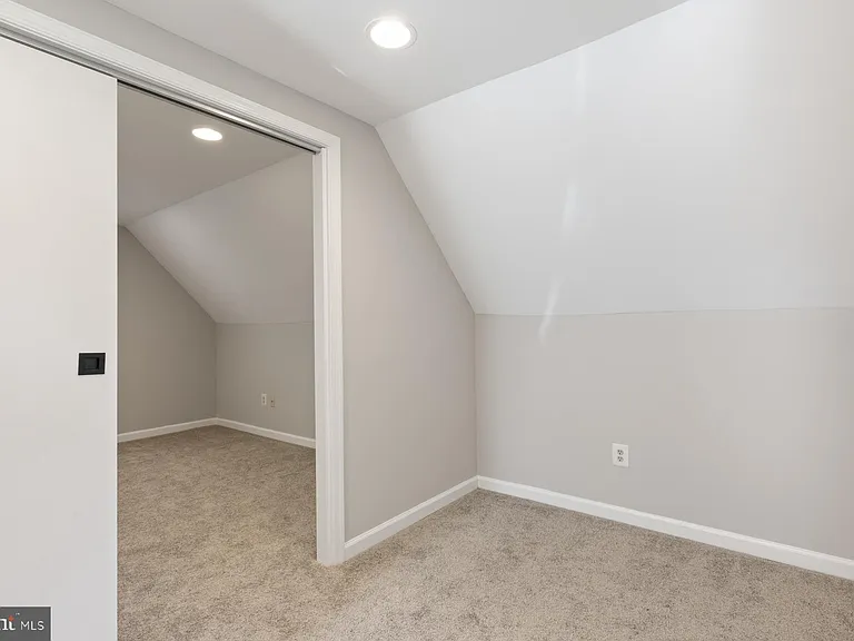 6903 Friendship Rd — Photo 27